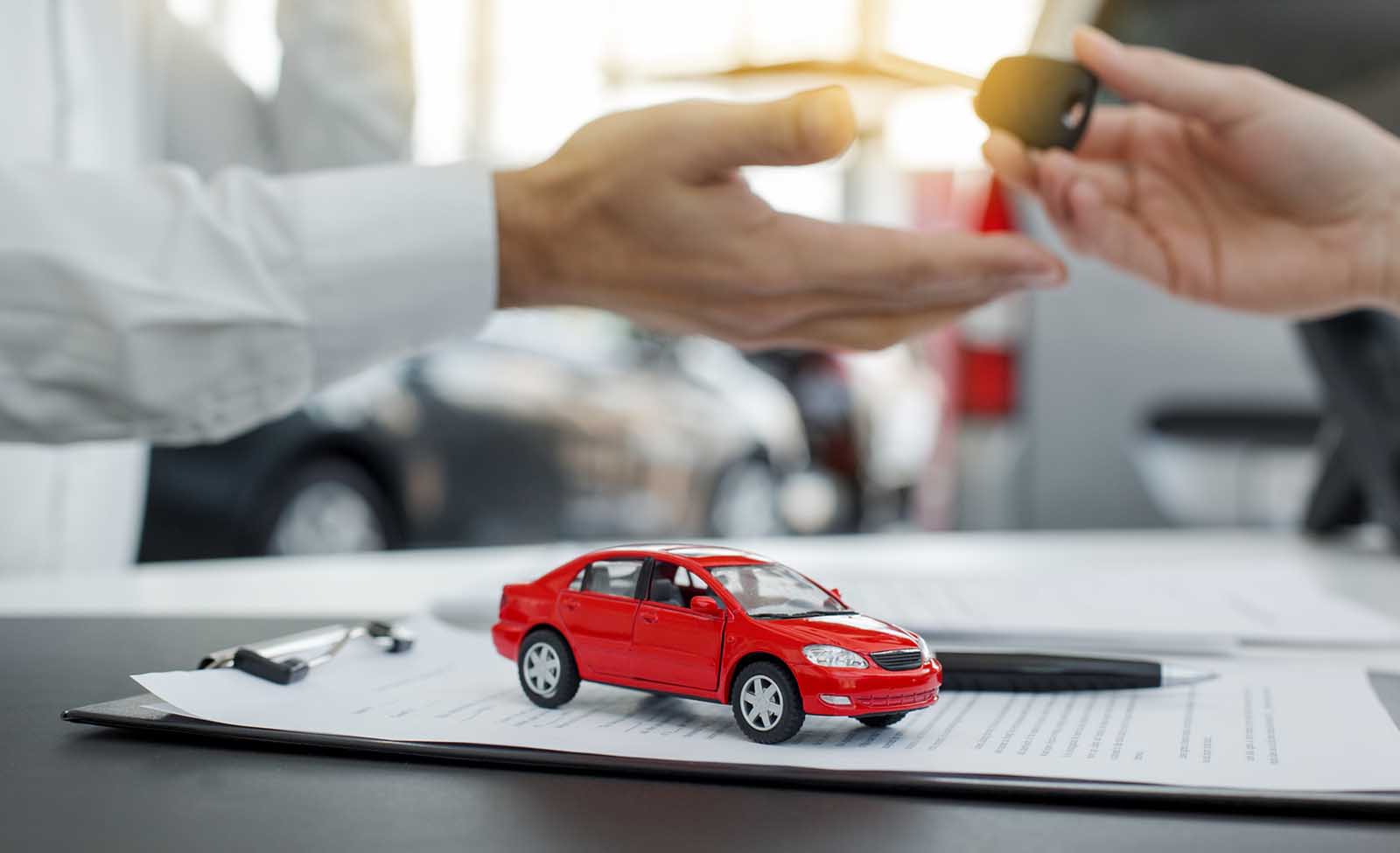 What are the benefits of leasing a car? Is it a good Financial Decisio